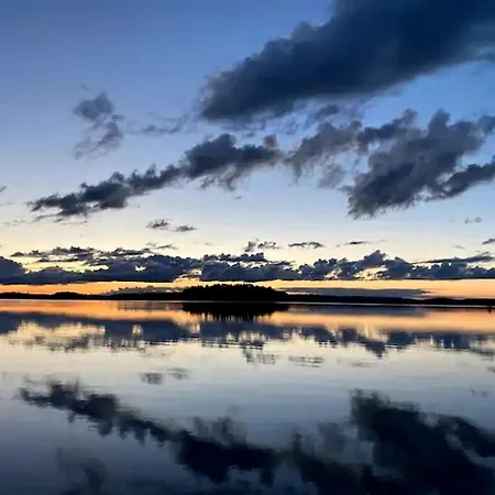 Off-grid Waterfront Ideal For Nature And Adventure Lovers In Finland Vakantiehuis